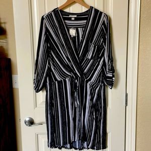 Adorable Dress w/ cinched waist